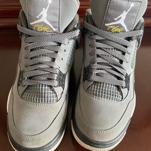 Jordan 4’s cool grey